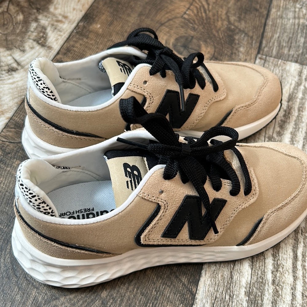 New balance, fresh foam sneakers